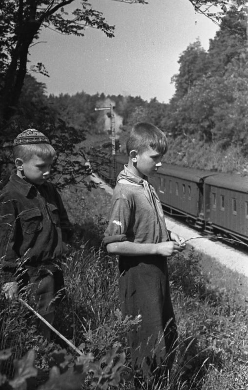train 1960s.jpg