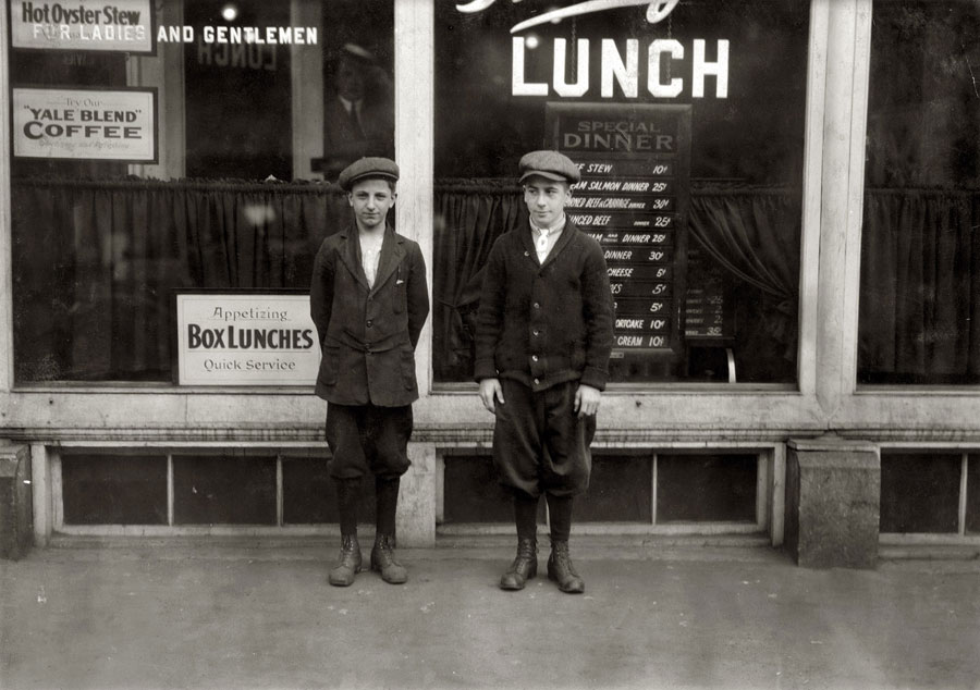 Lewis--Box-Lunches-1916.jpg