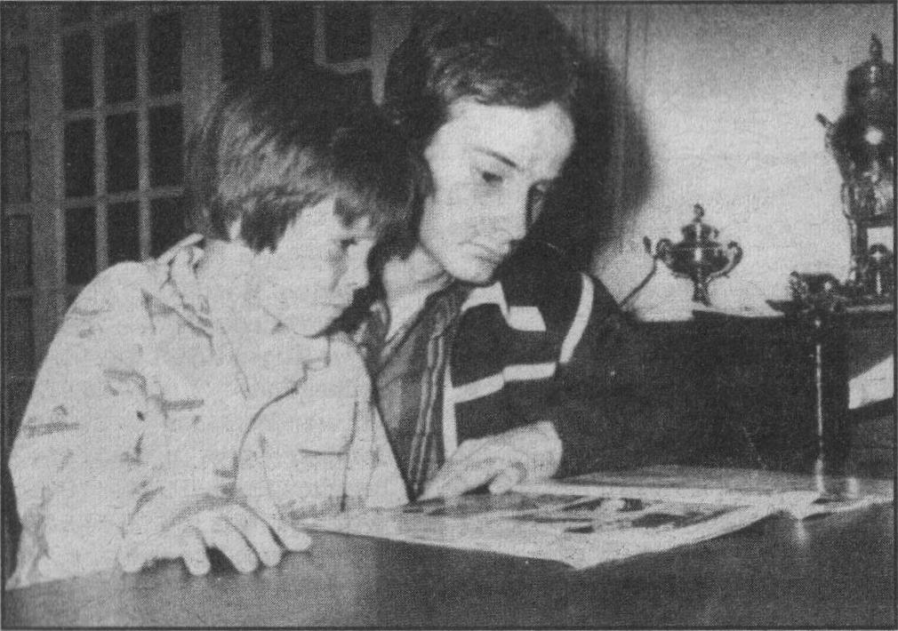 Жиль Вильнёв с сыном.jpg