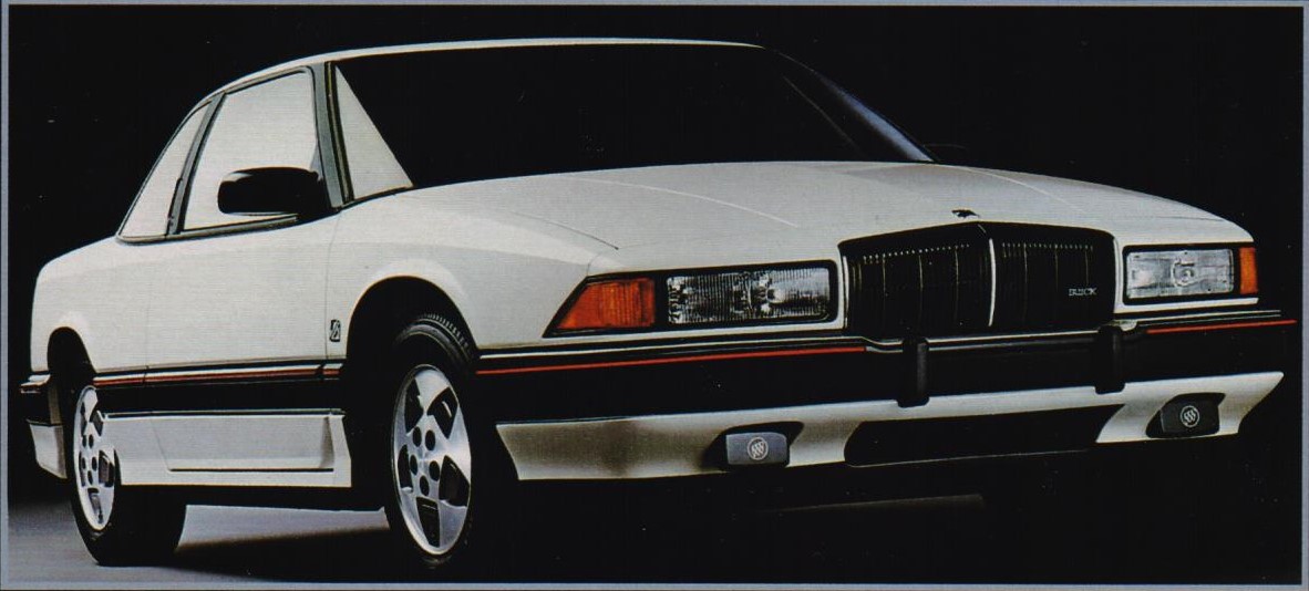 1988 Buick Regal Coupe 2.jpg
