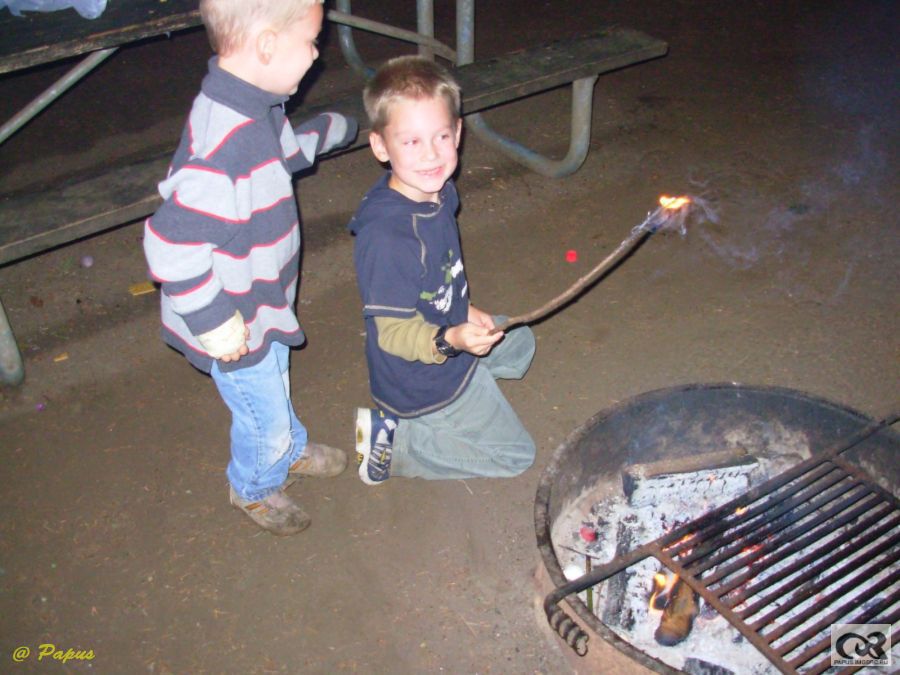 Brandon and Michael 2007 041.jpg