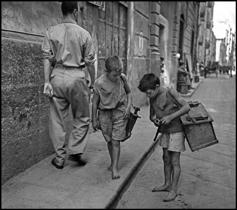 1944 Naples 5.jpg