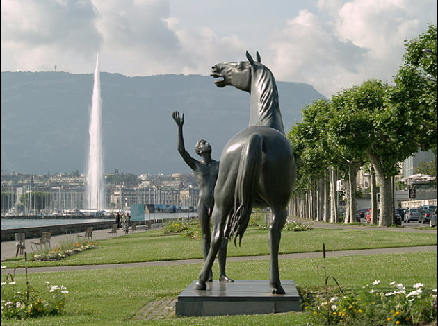sculpture-cheval-bronze---jet-d-