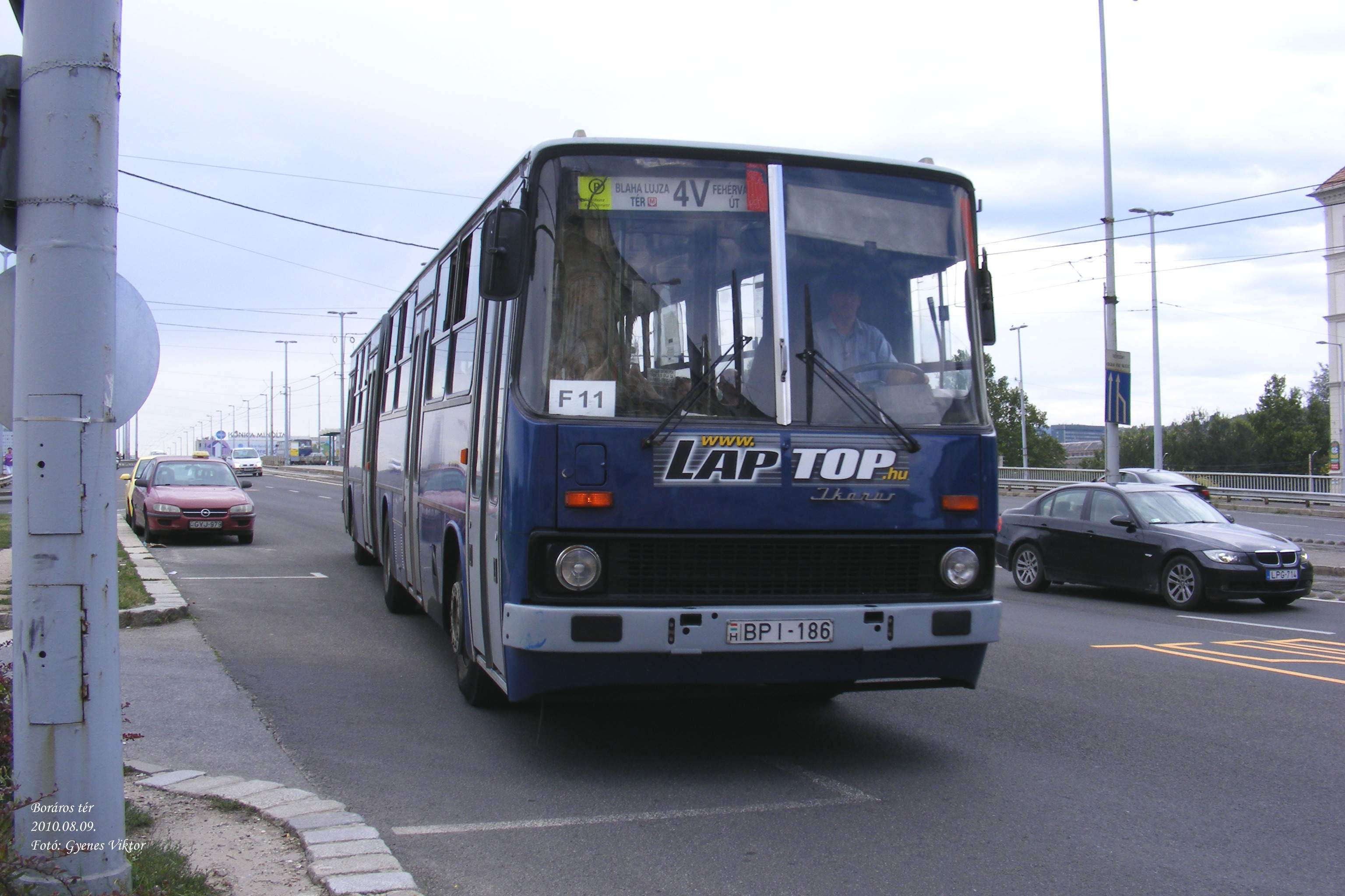 Busz BPI-186_4.jpg