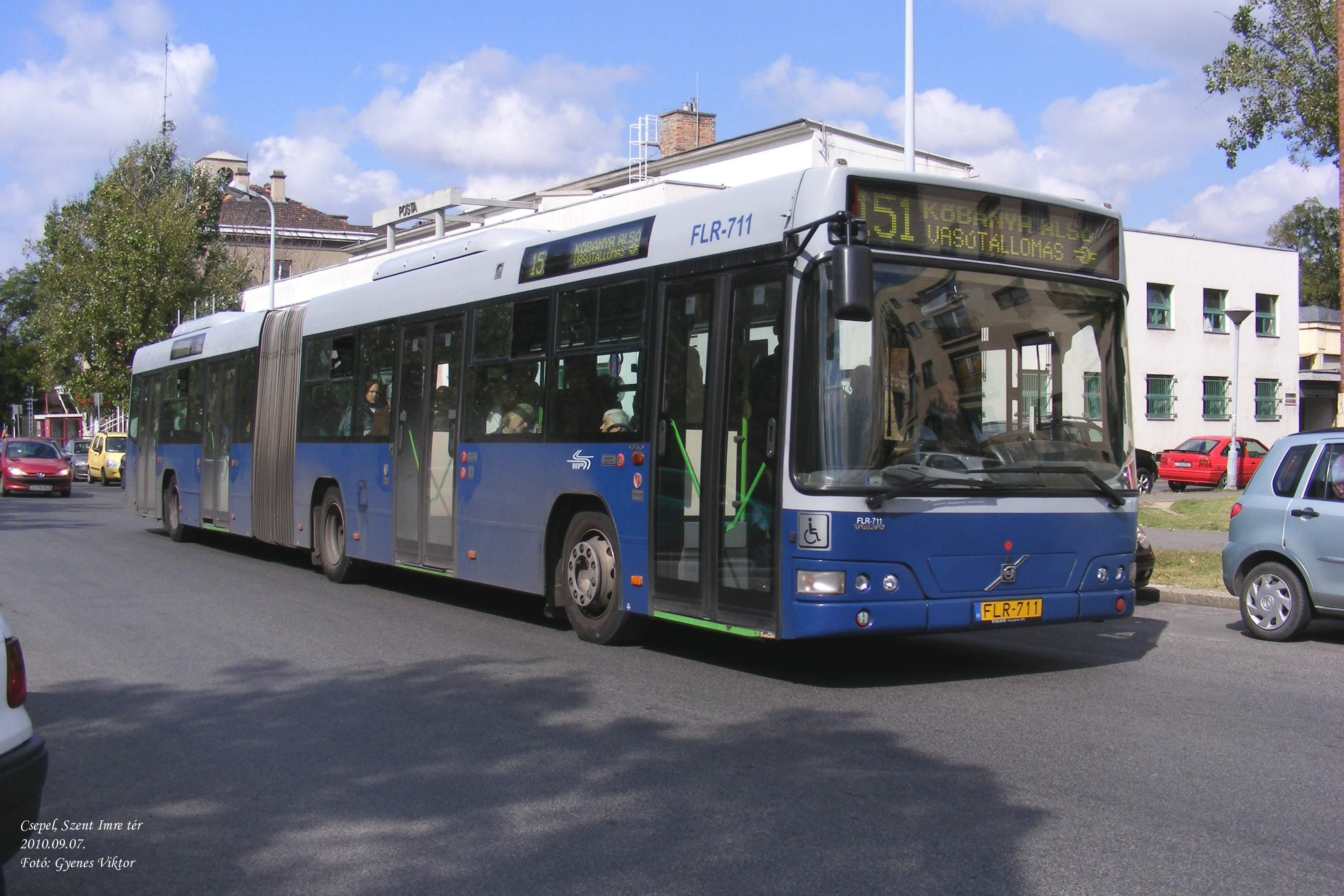 Busz FLR-711.jpg
