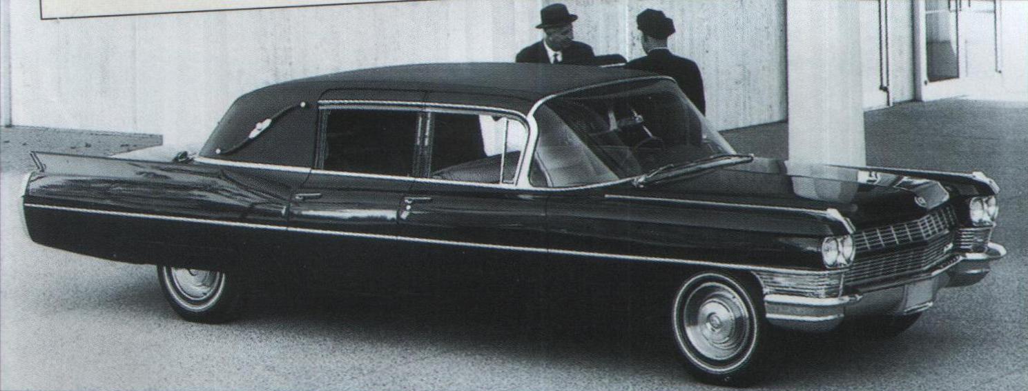 1965 Cadillac Fleetwood 75.jpg